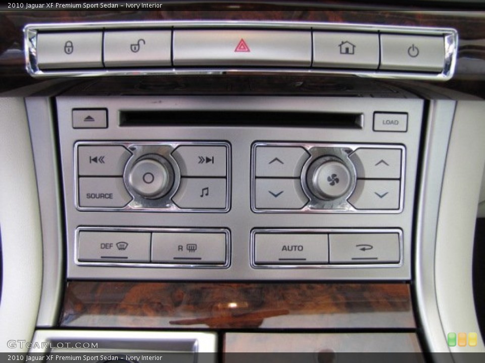 Ivory Interior Controls for the 2010 Jaguar XF Premium Sport Sedan #82651588