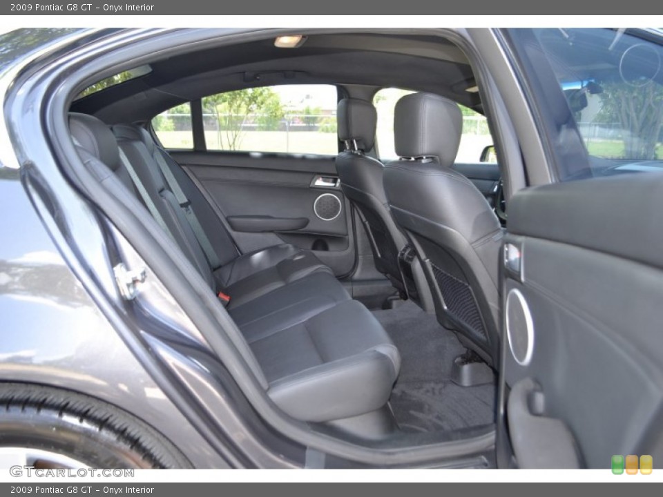 Onyx Interior Rear Seat for the 2009 Pontiac G8 GT #82677007