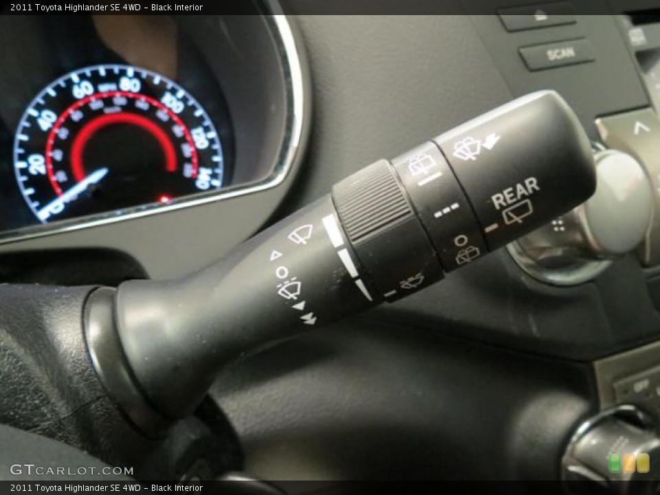 Black Interior Controls for the 2011 Toyota Highlander SE 4WD #82694402