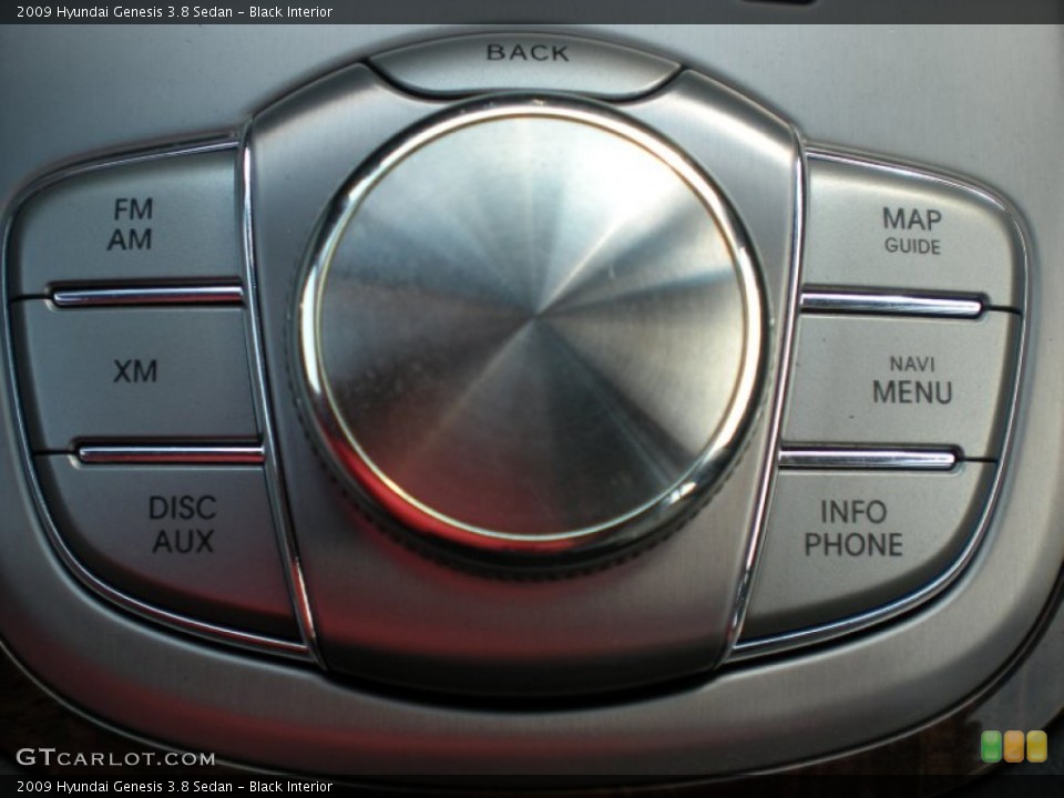 Black Interior Controls for the 2009 Hyundai Genesis 3.8 Sedan #82709602