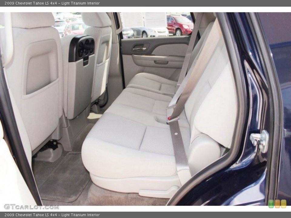 Light Titanium Interior Rear Seat for the 2009 Chevrolet Tahoe LS 4x4 #82710003