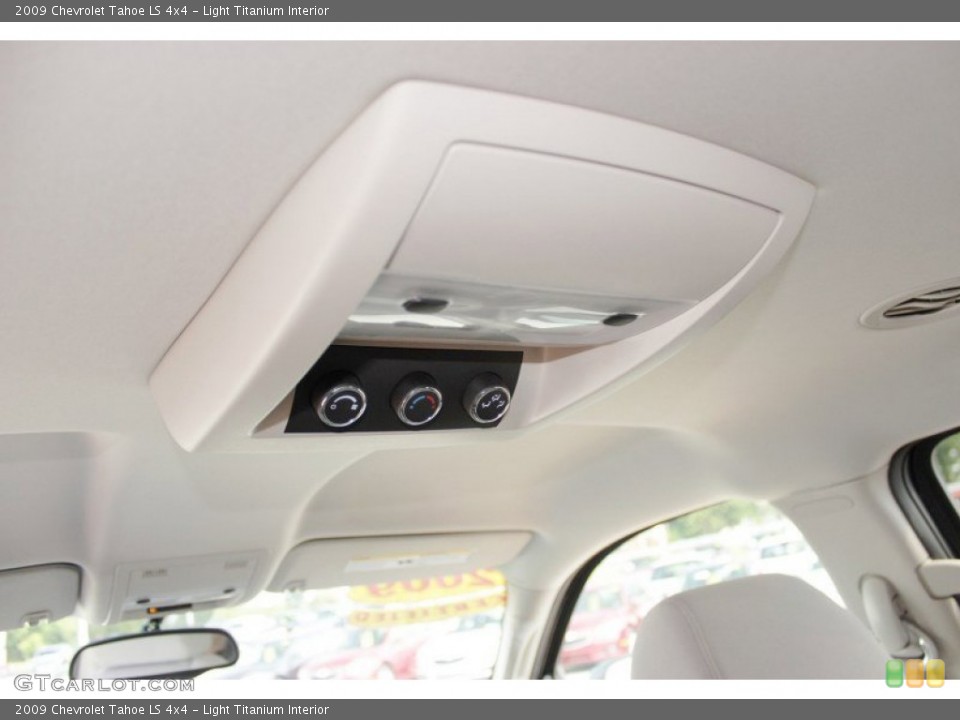 Light Titanium Interior Entertainment System for the 2009 Chevrolet Tahoe LS 4x4 #82710270