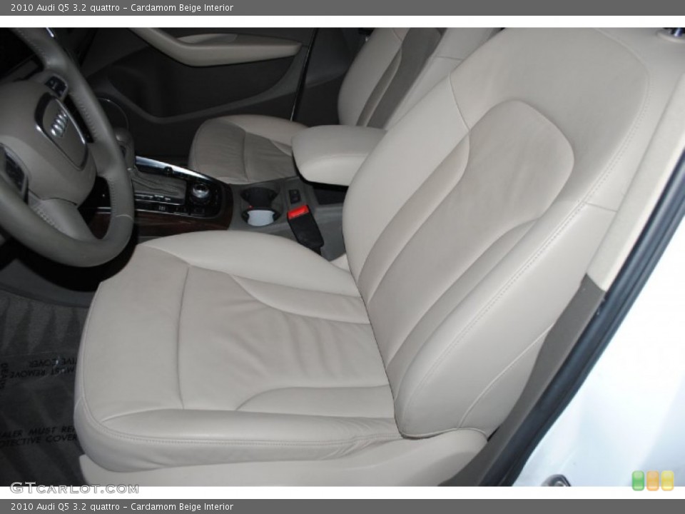 Cardamom Beige Interior Front Seat for the 2010 Audi Q5 3.2 quattro #82725697