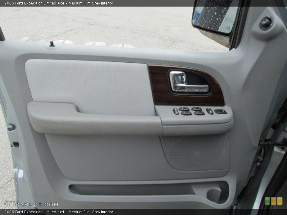 Medium Flint Grey Interior Door Panel for the 2006 Ford Expedition Limited 4x4 #82733808
