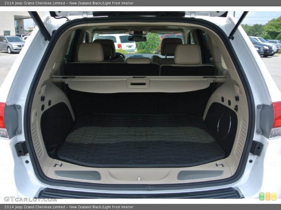 New Zealand Black/Light Frost Interior Trunk for the 2014 Jeep Grand Cherokee Limited #82735979