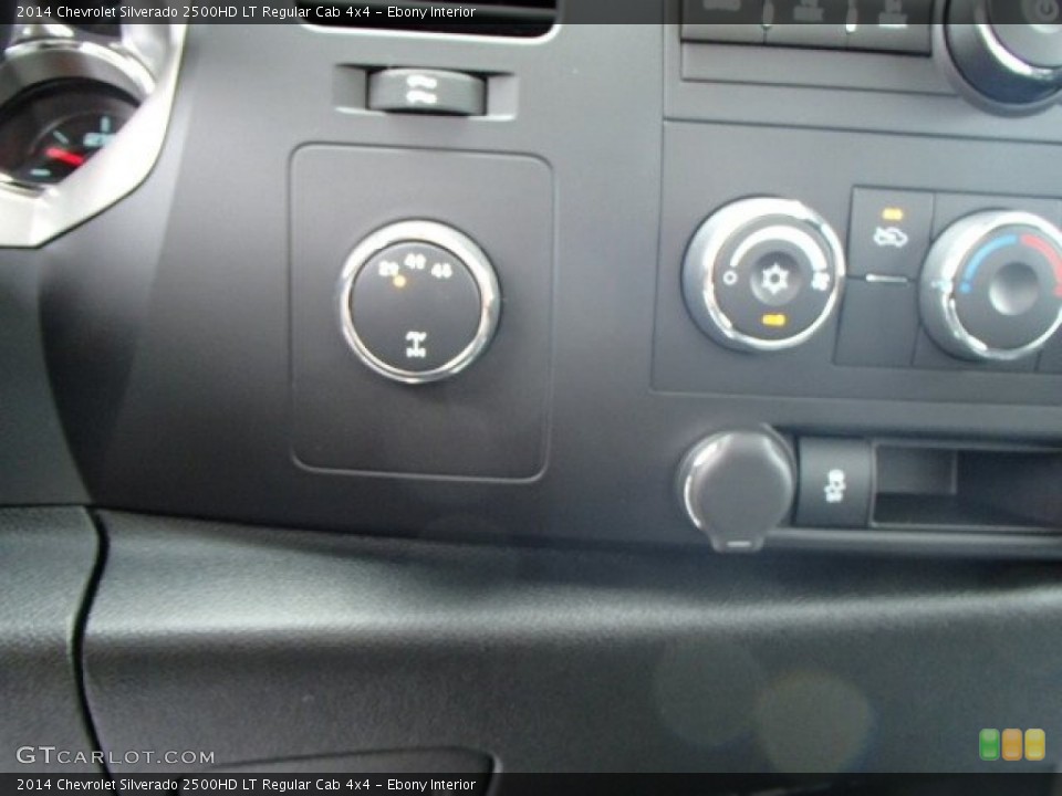 Ebony Interior Controls for the 2014 Chevrolet Silverado 2500HD LT Regular Cab 4x4 #82758169