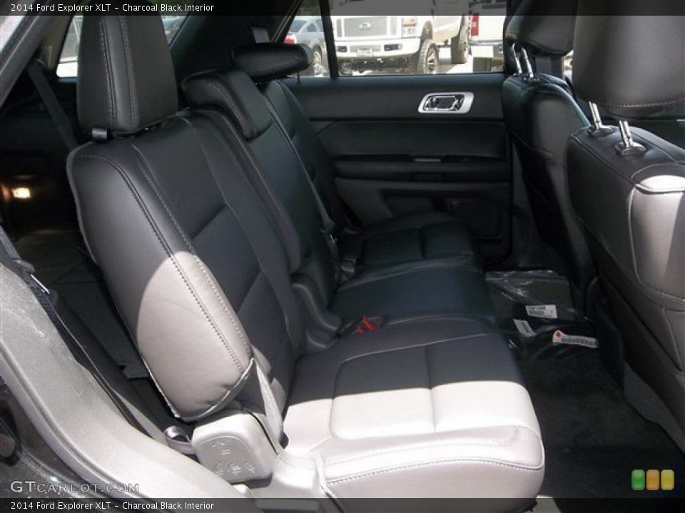 Charcoal Black Interior Rear Seat for the 2014 Ford Explorer XLT #82772160