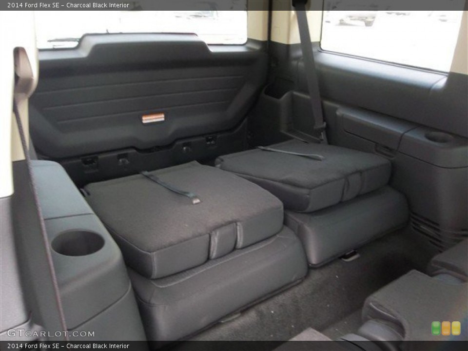 Charcoal Black Interior Rear Seat for the 2014 Ford Flex SE #82772618