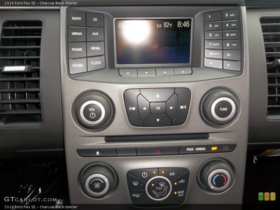 Charcoal Black Interior Controls for the 2014 Ford Flex SE #82772889