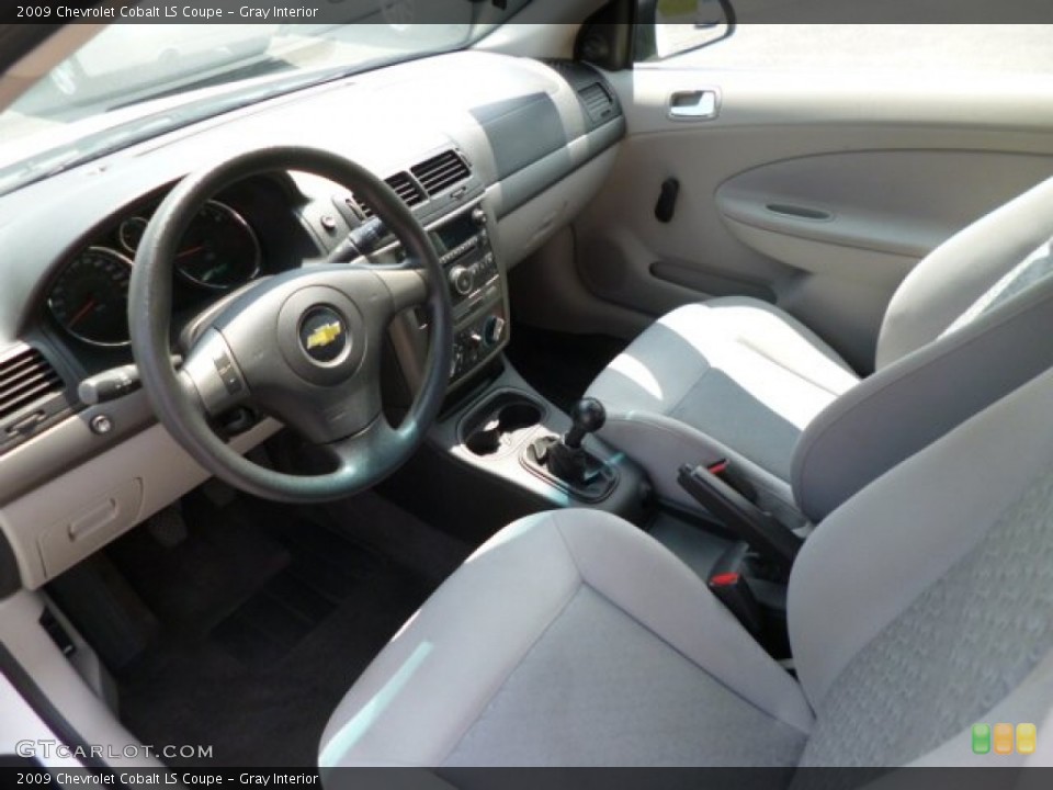 Gray 2009 Chevrolet Cobalt Interiors