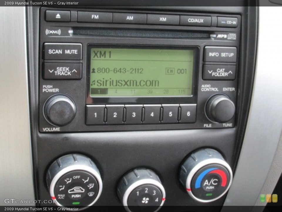 Gray Interior Audio System for the 2009 Hyundai Tucson SE V6 #82777683