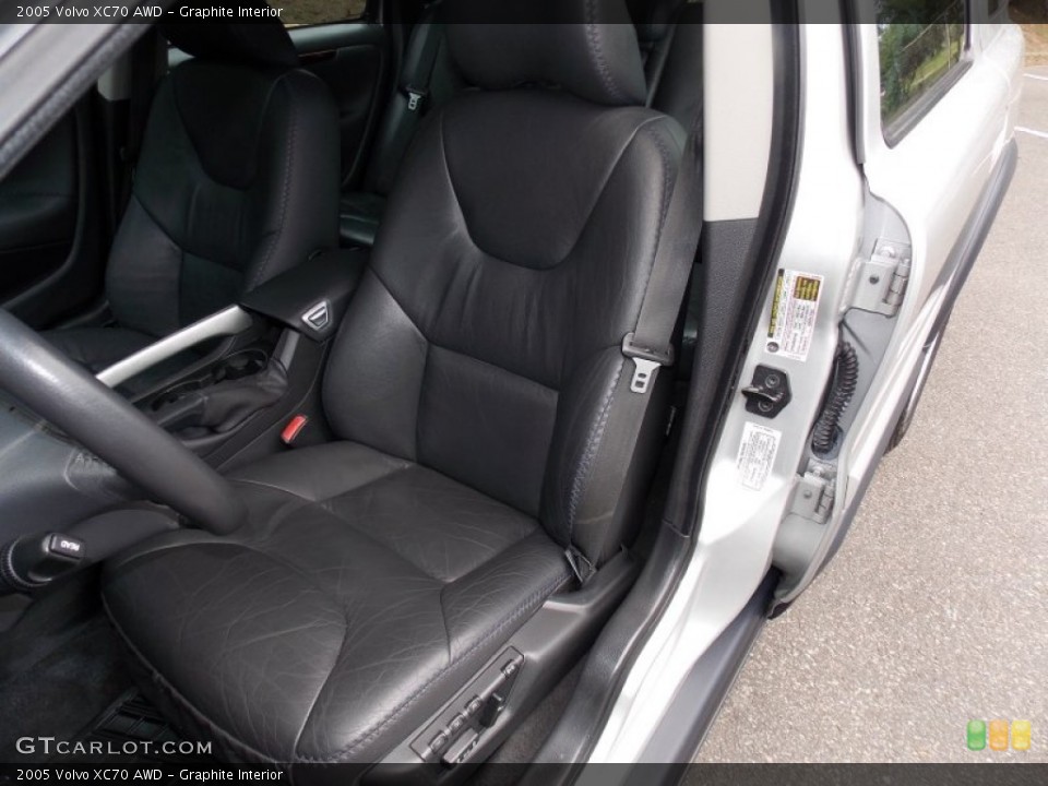 Graphite Interior Front Seat for the 2005 Volvo XC70 AWD #82780380