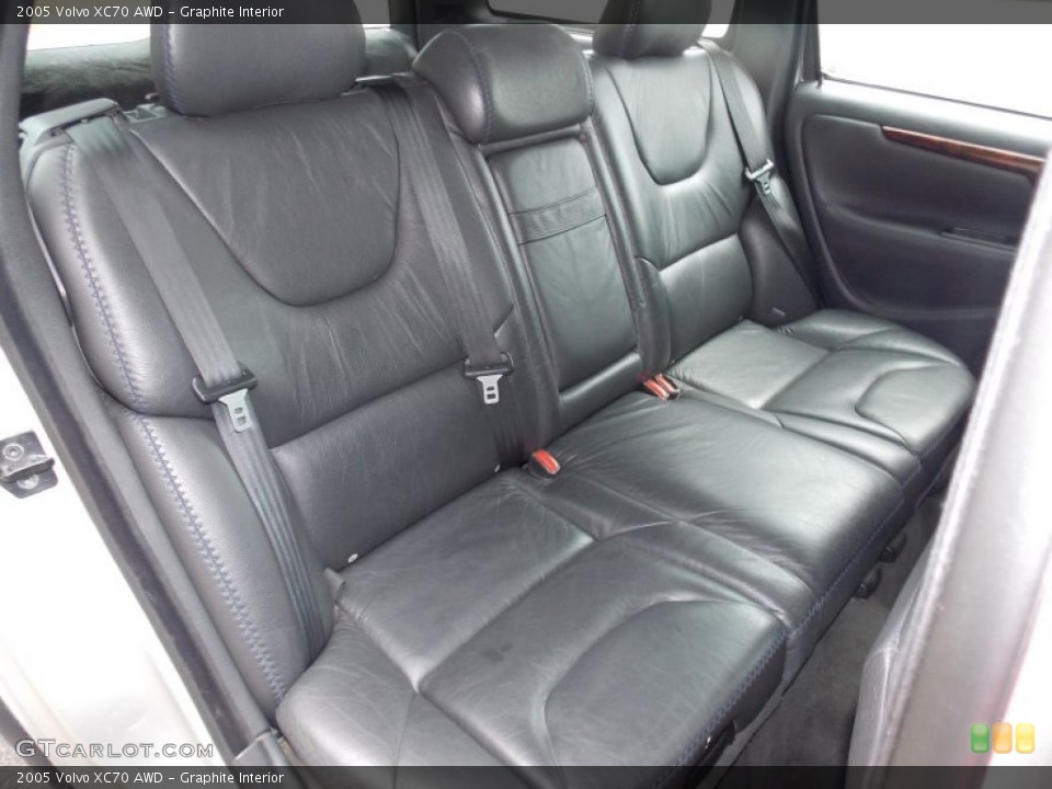 Graphite Interior Rear Seat for the 2005 Volvo XC70 AWD #82780578