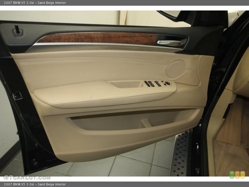 Sand Beige Interior Door Panel for the 2007 BMW X5 3.0si #82783436