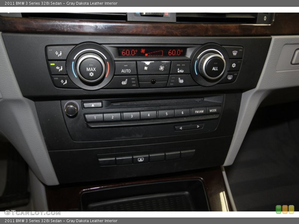 Gray Dakota Leather Interior Controls for the 2011 BMW 3 Series 328i Sedan #82787239