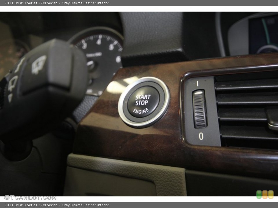Gray Dakota Leather Interior Controls for the 2011 BMW 3 Series 328i Sedan #82787272