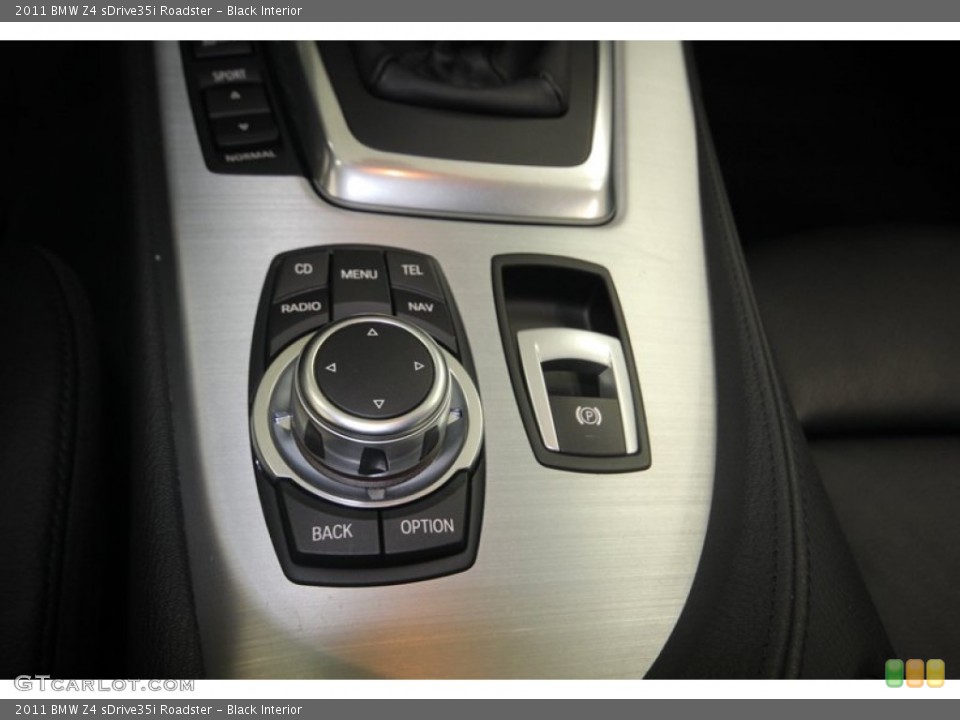 Black Interior Controls for the 2011 BMW Z4 sDrive35i Roadster #82788940