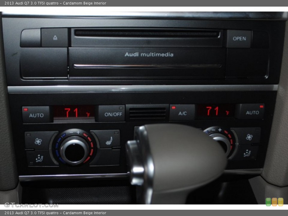Cardamom Beige Interior Controls for the 2013 Audi Q7 3.0 TFSI quattro #82806181
