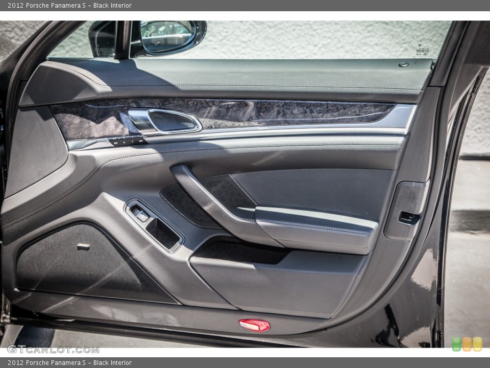 Black Interior Door Panel for the 2012 Porsche Panamera S #82811379