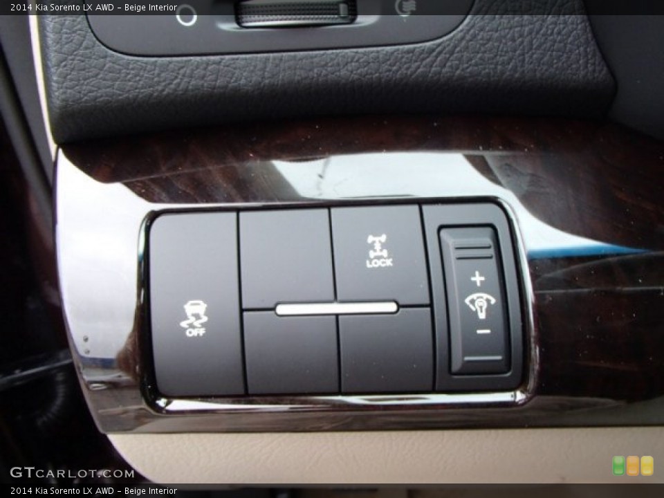 Beige Interior Controls for the 2014 Kia Sorento LX AWD #82826593