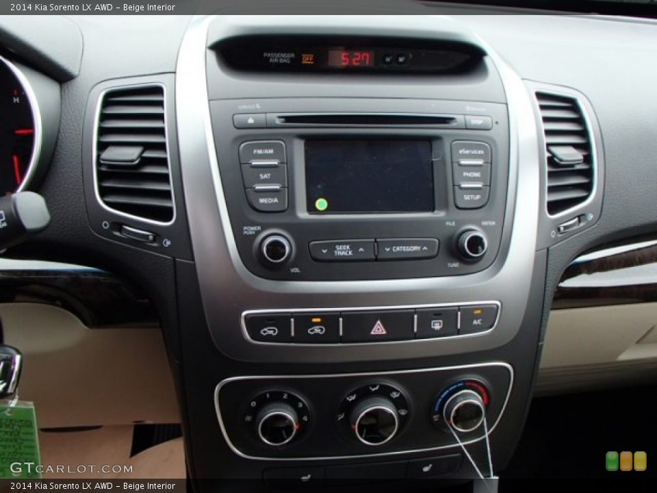 Beige Interior Controls for the 2014 Kia Sorento LX AWD #82826615