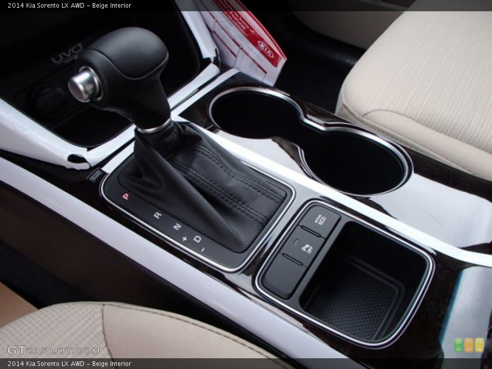 Beige Interior Transmission for the 2014 Kia Sorento LX AWD #82826640
