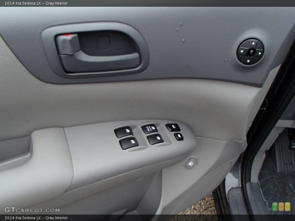 Gray Interior Controls for the 2014 Kia Sedona LX #82827013