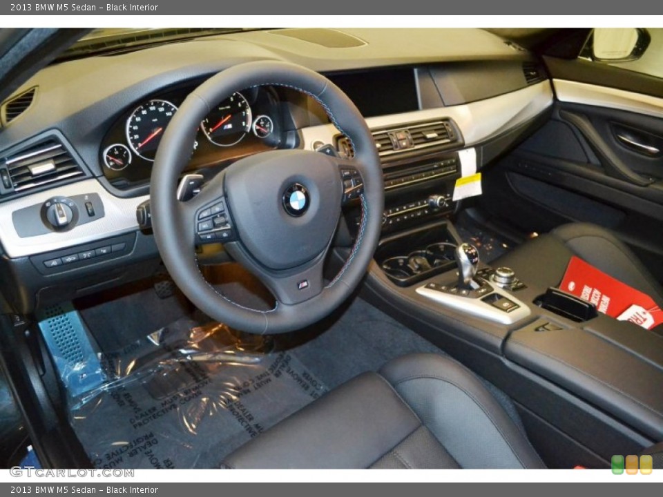 Black Interior Photo for the 2013 BMW M5 Sedan #82834501