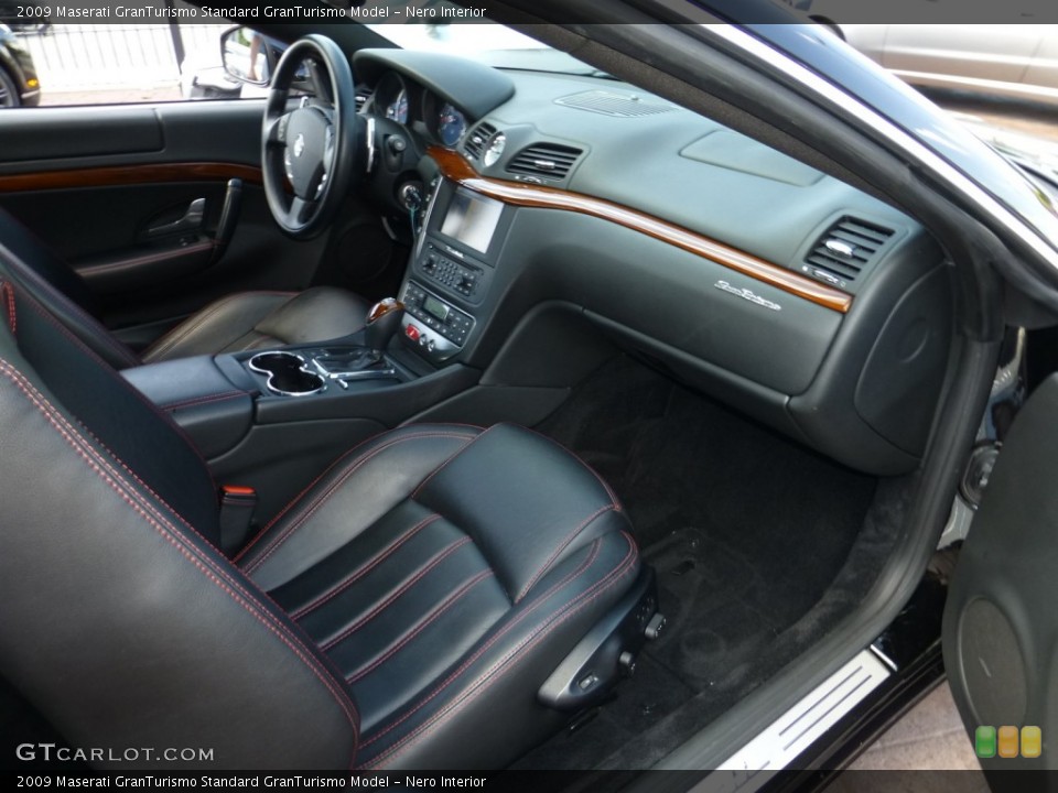 Nero Interior Photo for the 2009 Maserati GranTurismo  #82843216