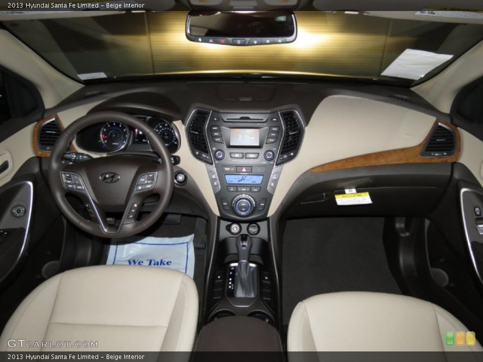 Beige Interior Photo for the 2013 Hyundai Santa Fe Limited #82876453