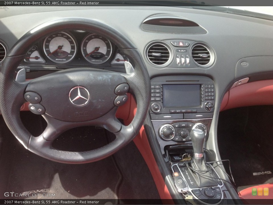 Red Interior Dashboard for the 2007 Mercedes-Benz SL 55 AMG Roadster #82884851