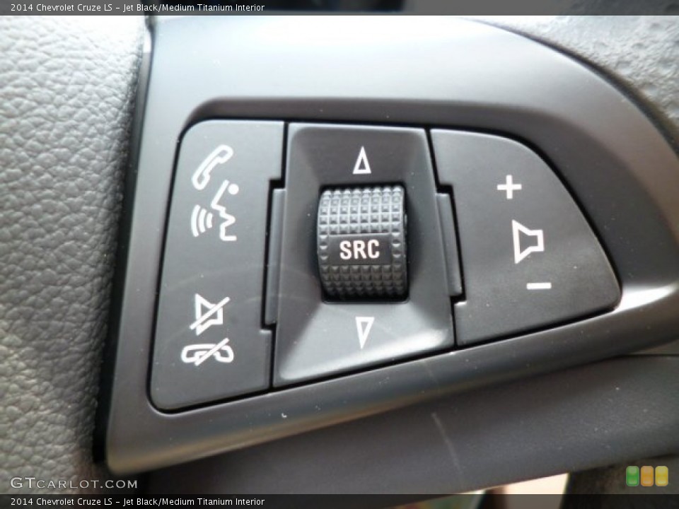 Jet Black/Medium Titanium Interior Controls for the 2014 Chevrolet Cruze LS #82900525