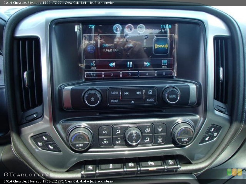Jet Black Interior Controls for the 2014 Chevrolet Silverado 1500 LTZ Z71 Crew Cab 4x4 #82907936