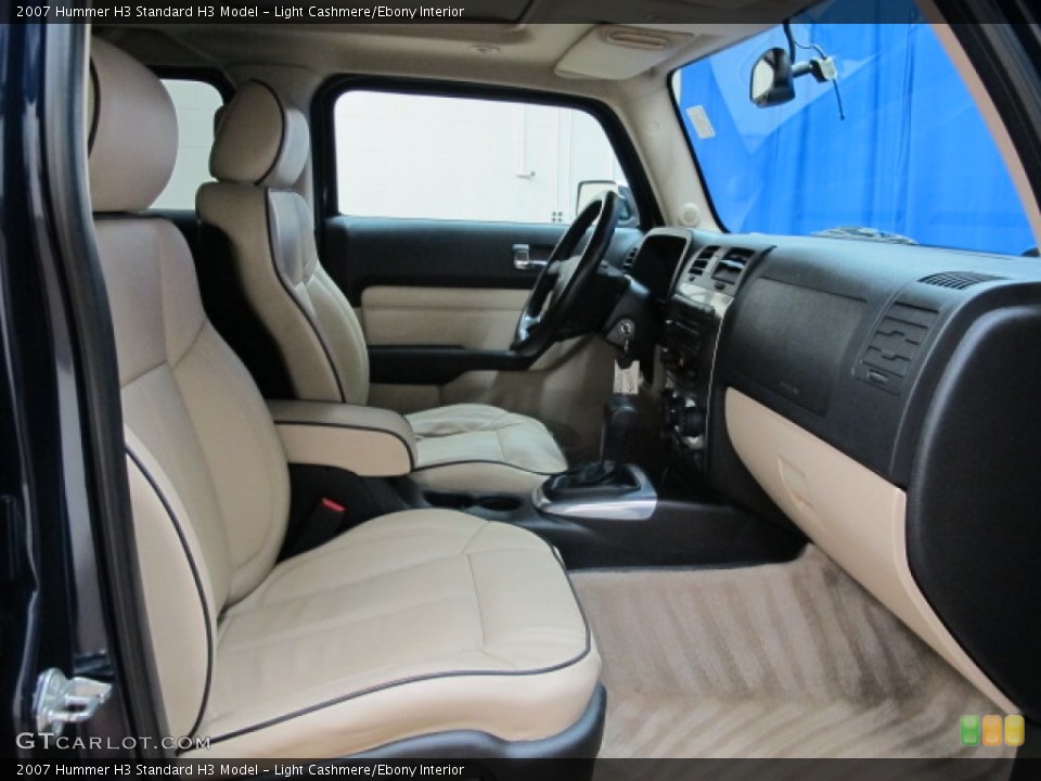 Light Cashmere/Ebony Interior Photo for the 2007 Hummer H3  #82910698