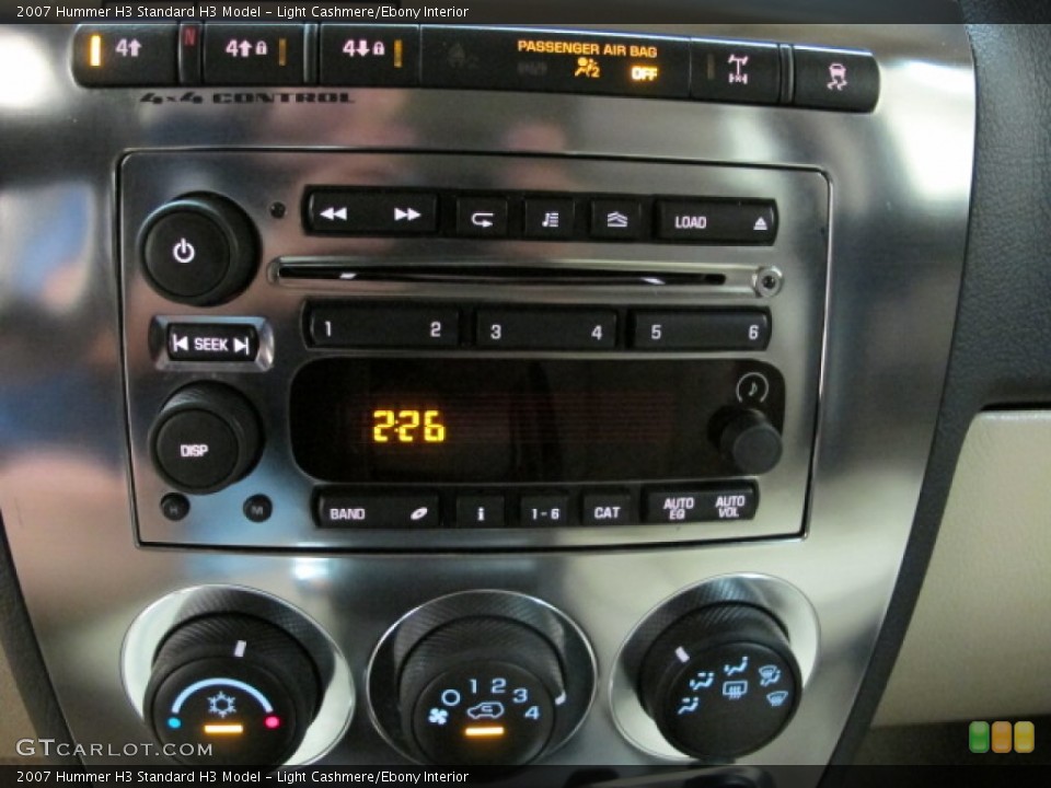 Light Cashmere/Ebony Interior Audio System for the 2007 Hummer H3  #82910875