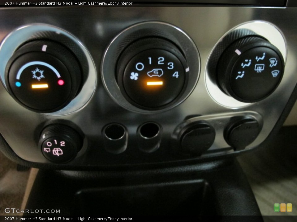 Light Cashmere/Ebony Interior Controls for the 2007 Hummer H3  #82910896