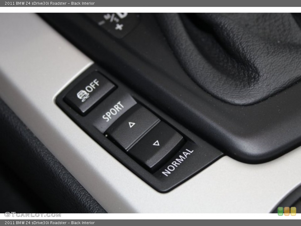 Black Interior Controls for the 2011 BMW Z4 sDrive30i Roadster #82914857