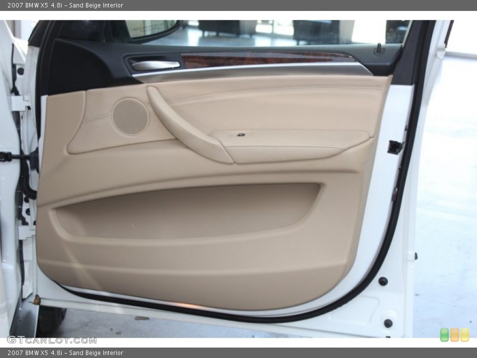 Sand Beige Interior Door Panel for the 2007 BMW X5 4.8i #82915342