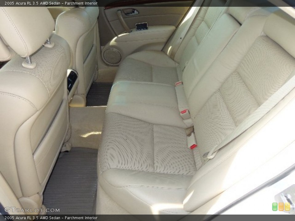 Parchment Interior Rear Seat for the 2005 Acura RL 3.5 AWD Sedan #82917305