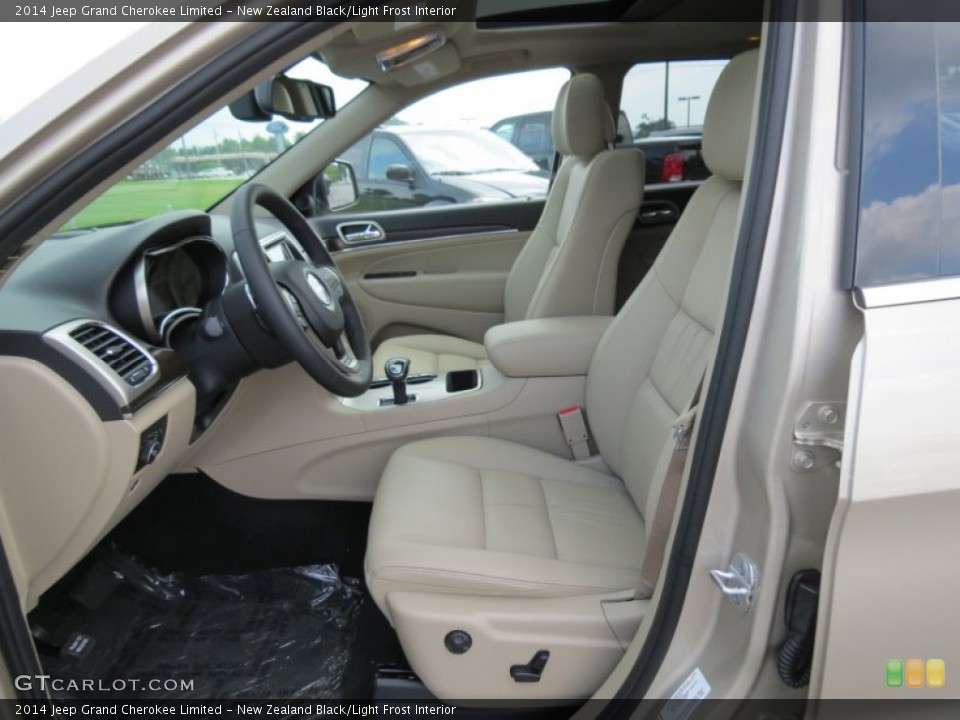 New Zealand Black/Light Frost Interior Photo for the 2014 Jeep Grand Cherokee Limited #82918211