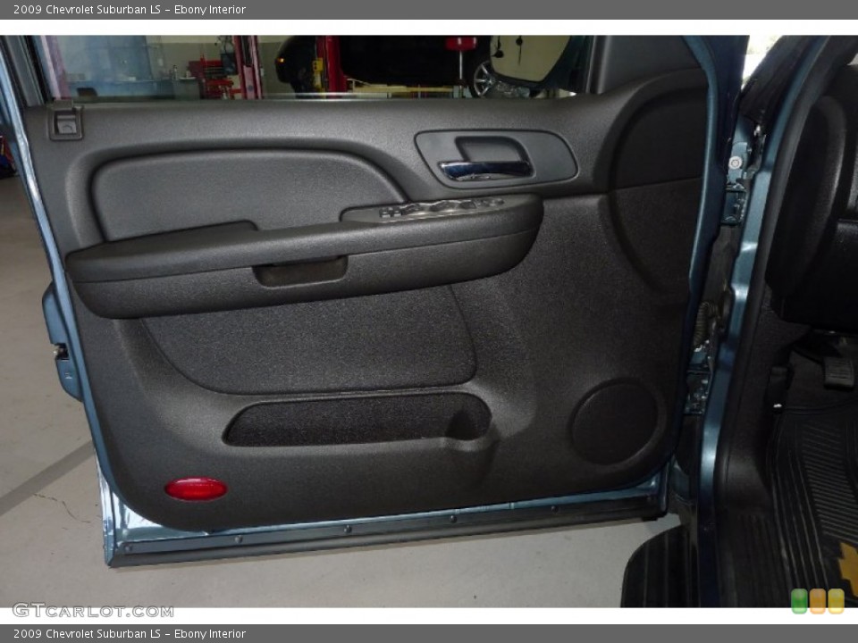Ebony Interior Door Panel for the 2009 Chevrolet Suburban LS #82922084