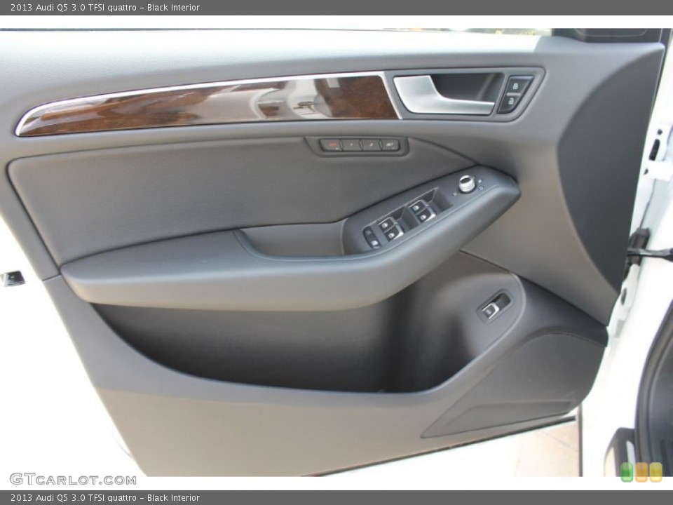 Black Interior Door Panel for the 2013 Audi Q5 3.0 TFSI quattro #82939849