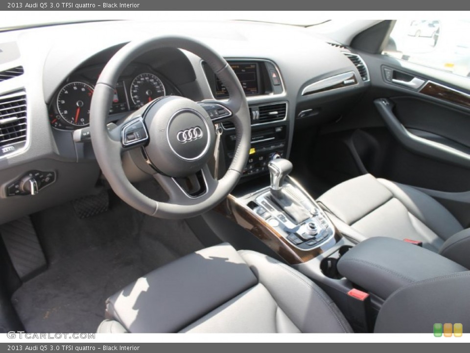 Black Interior Photo for the 2013 Audi Q5 3.0 TFSI quattro #82939873