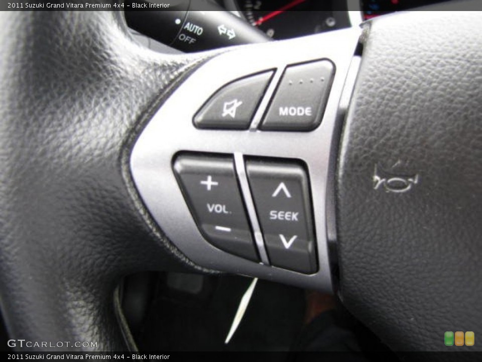 Black Interior Controls for the 2011 Suzuki Grand Vitara Premium 4x4 #82946593