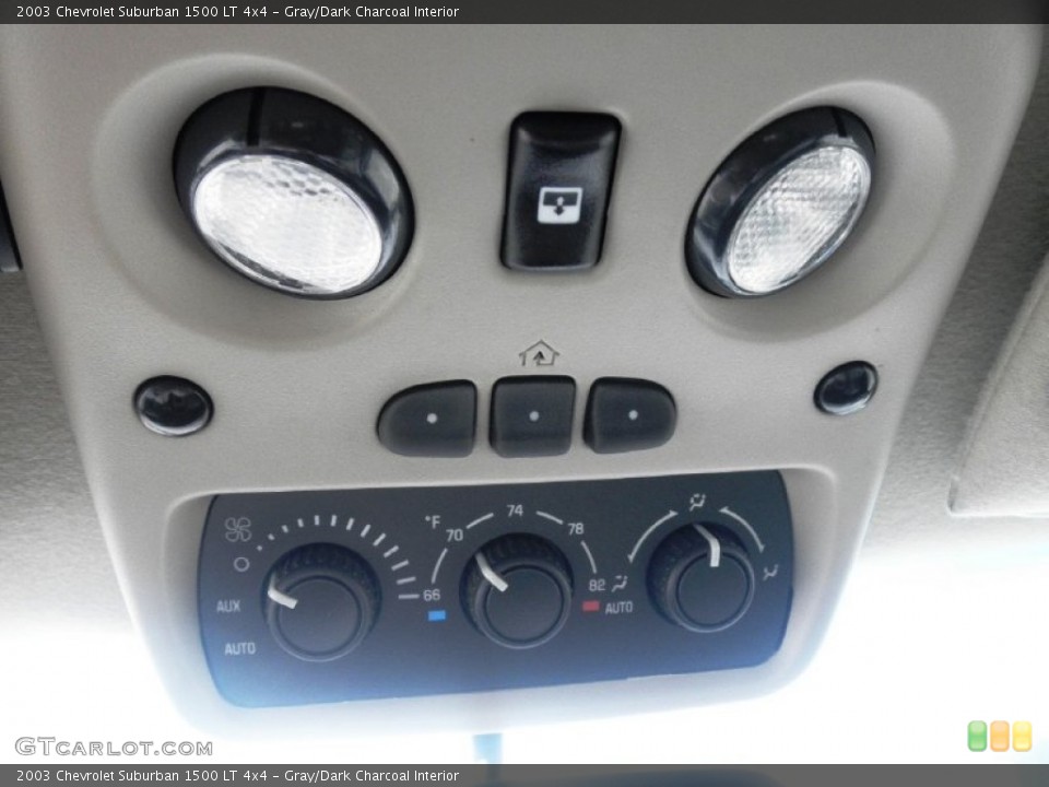 Gray/Dark Charcoal Interior Controls for the 2003 Chevrolet Suburban 1500 LT 4x4 #82952296