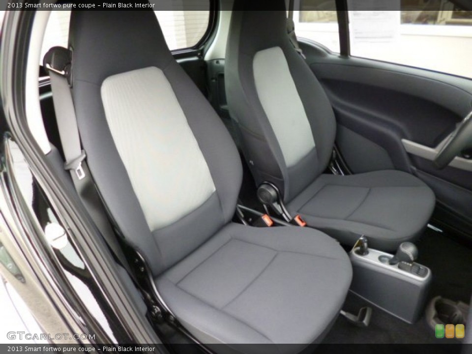 Plain Black Interior Front Seat for the 2013 Smart fortwo pure coupe #82952674