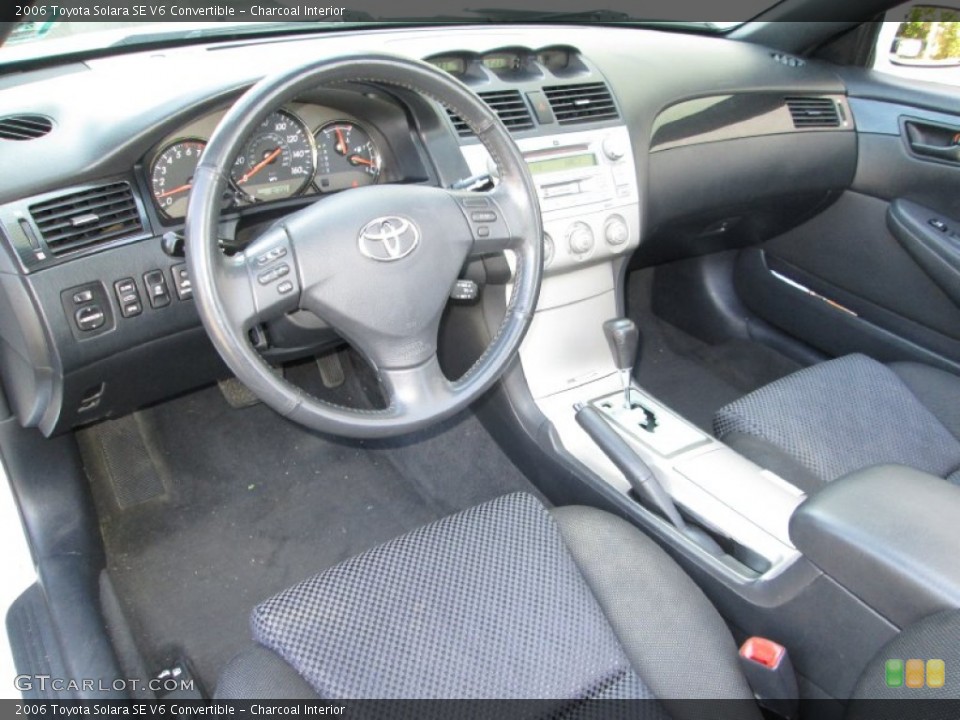Charcoal Interior Photo for the 2006 Toyota Solara SE V6 Convertible #82954385