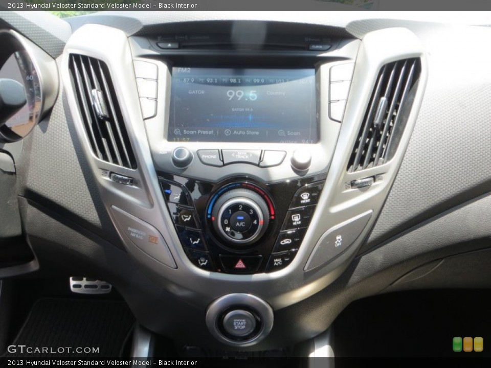 Black Interior Controls for the 2013 Hyundai Veloster  #82955364