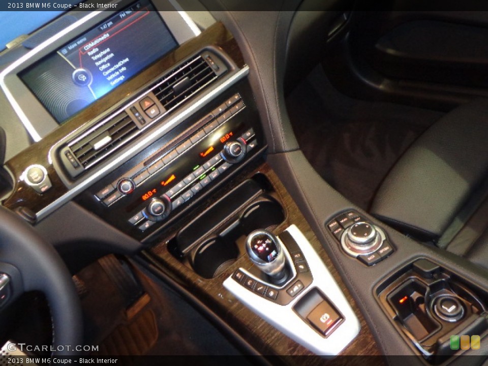 Black Interior Controls for the 2013 BMW M6 Coupe #82955413