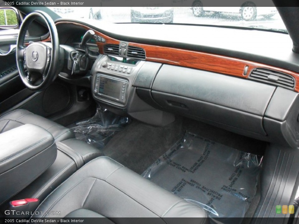 Black Interior Dashboard for the 2005 Cadillac DeVille Sedan #82964048